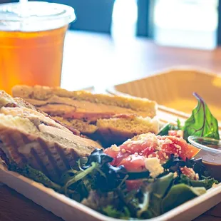 Chicken Pesto w/ Balsamic Salad &amp; Iced Tea