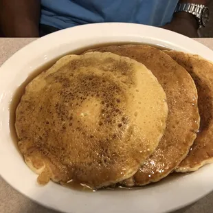 Huge Fluffy Pancakes