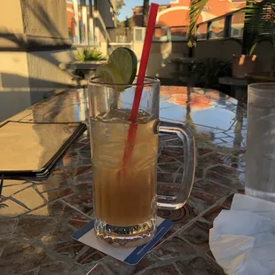Very large Long Island Iced Tea. Pretty good.