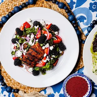 Salmon Berry Salad