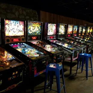 So many pinball tables to choose from!