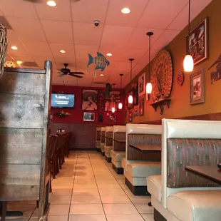 sushi and sashimi, interior