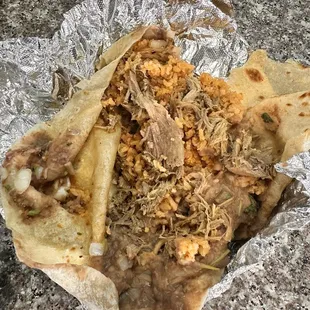 Carnitas burrito horrible
