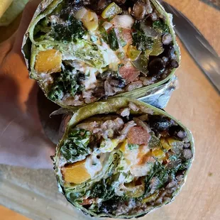 Grilled veggie Mejor burrito with black beans and spinach tortilla!