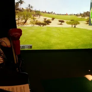 Play from 25 courses from around the world.