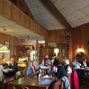 Main dining room. There is also a more traditional diner seating are.