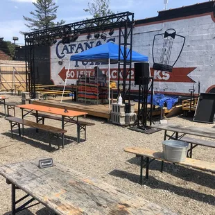 New outdoor stage area