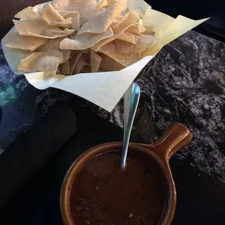Chips & Salsa