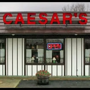 Front of the Crappy Pizza Shop