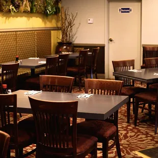 ows the seating area