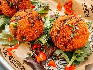 Union Restaurant & GameYard