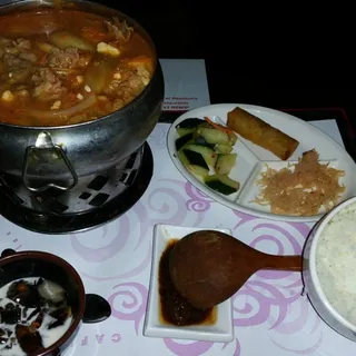 Kimchi Beef Hot Pot