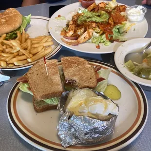 BBLT SANDWICH  FAJITA CHICKEN SALAD  CALIFORNIA BURGER  VEGETABLE SOUP