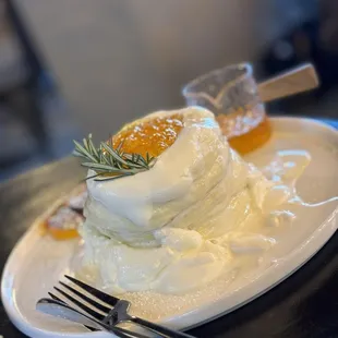 Orange Soufflé pancakes