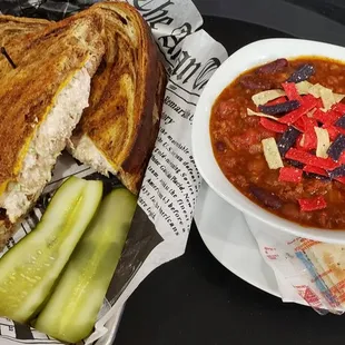Tuna melt &amp; bowl of chili