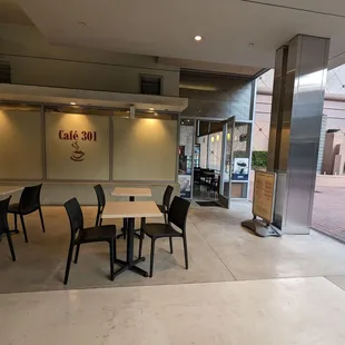 a view of the outside of the restaurant