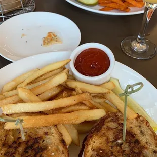 Mrs. Bush's favorite sandwich