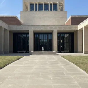 Exterior of the George Bush Library which houses Cafe 43