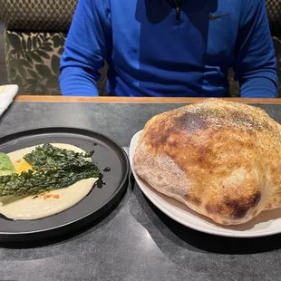 Balloon Bread Hummus