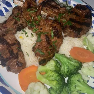 Lamb chops with basmati rice and vegetables