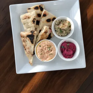 Mediterranean Trio app