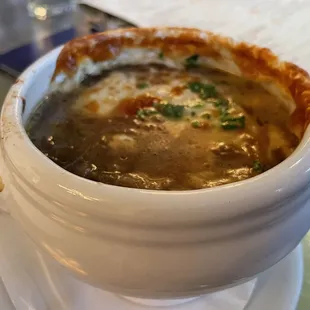 Soup a l'Oignon Gratinee (French Onion Soup)