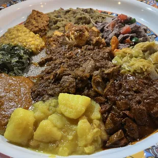 Meat Lover Combo and Veggie Combo