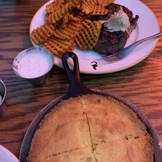Iron-skillet Cornbread