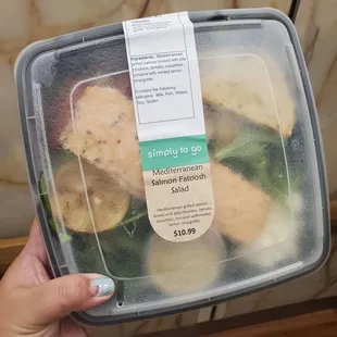 Mediterranean Salmon Fatoosh Salad! I love this!