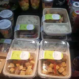 Tofu stir fry looks interesting