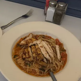 pasta dish, pasta, food