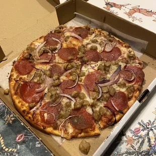 Sausage, pepperoni and onions