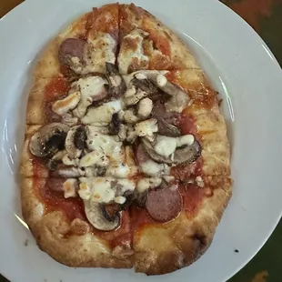 Pizza... forgot to take pics of the rest of our food