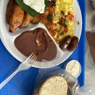 Desayuno Tipico  Delicious