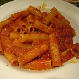 Rigatoni con Ragu