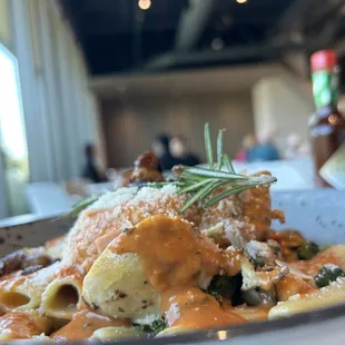 Creamy tomato rigatoni