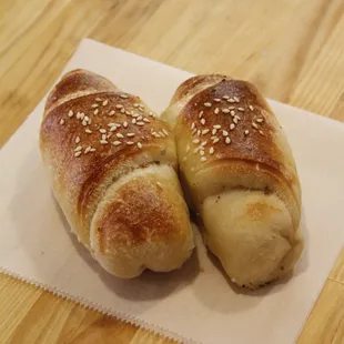 complimentary galric bread