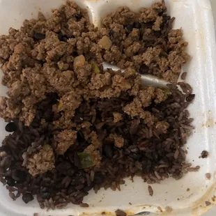 Congris y Yuca, Picadillo, y Congri