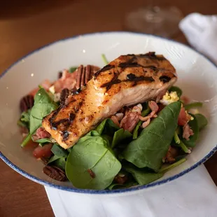 Grilled Salmon Salad