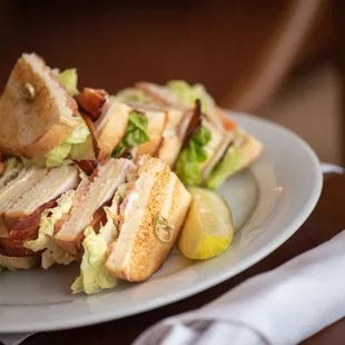 Café Club Sandwich
