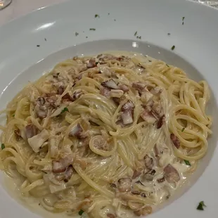 Linguine carbonara