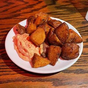 Spicy Potatoes with Tomato Aioli