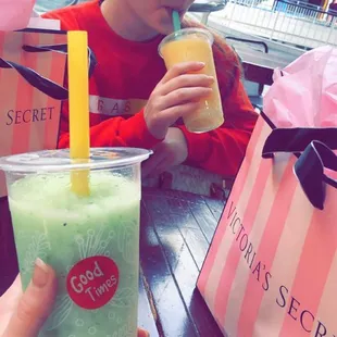 Blended kiwi green tea w/ strawberry boba