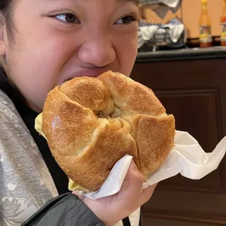 BREAKFAST SANDWICH