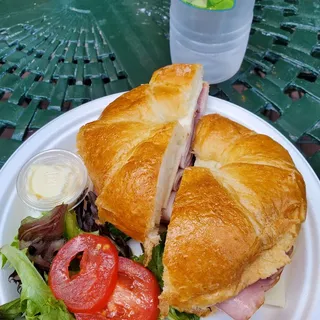 HAM & CHEESE OMELETTE
