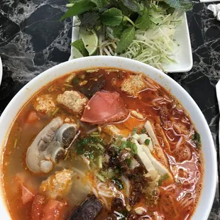 Bun Rieu