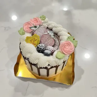 Chocolate Strawberry Cake