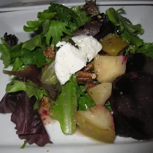 Beet and Goat Cheese Salad