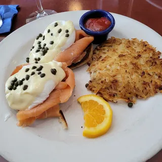 Smoked Salmon Benedict Brunch