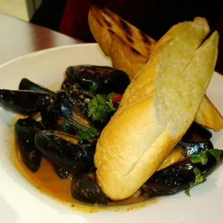 Thai Style Mussels